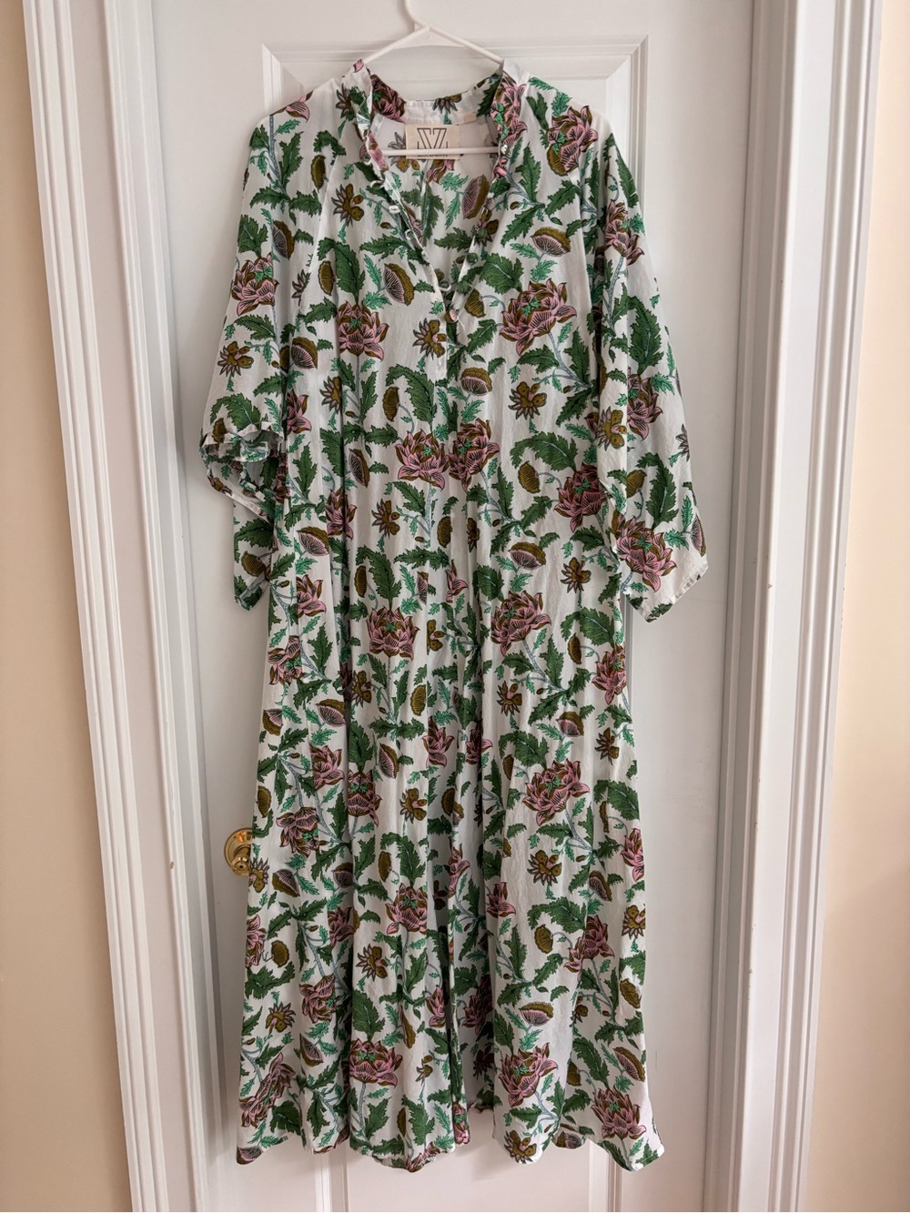 Beautiful and flowy Floral Kaftan Dress SZ BLOCKPRINTS